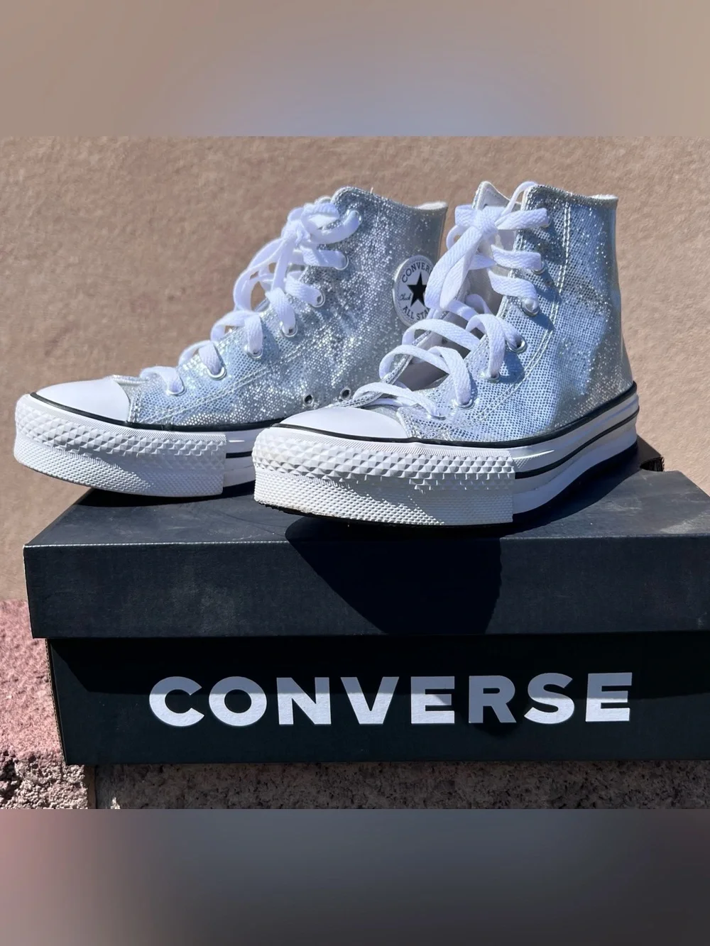 Converse sparkling silver